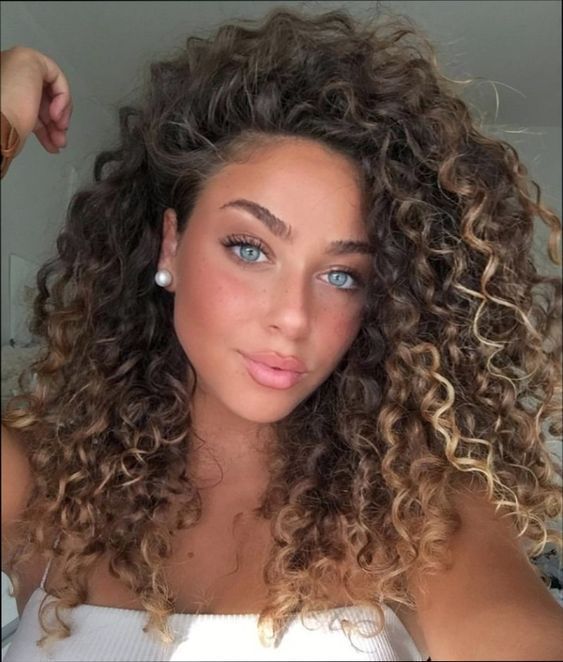 Curly Girls UNITE! Your curls will be looked after from now on – Hair ...